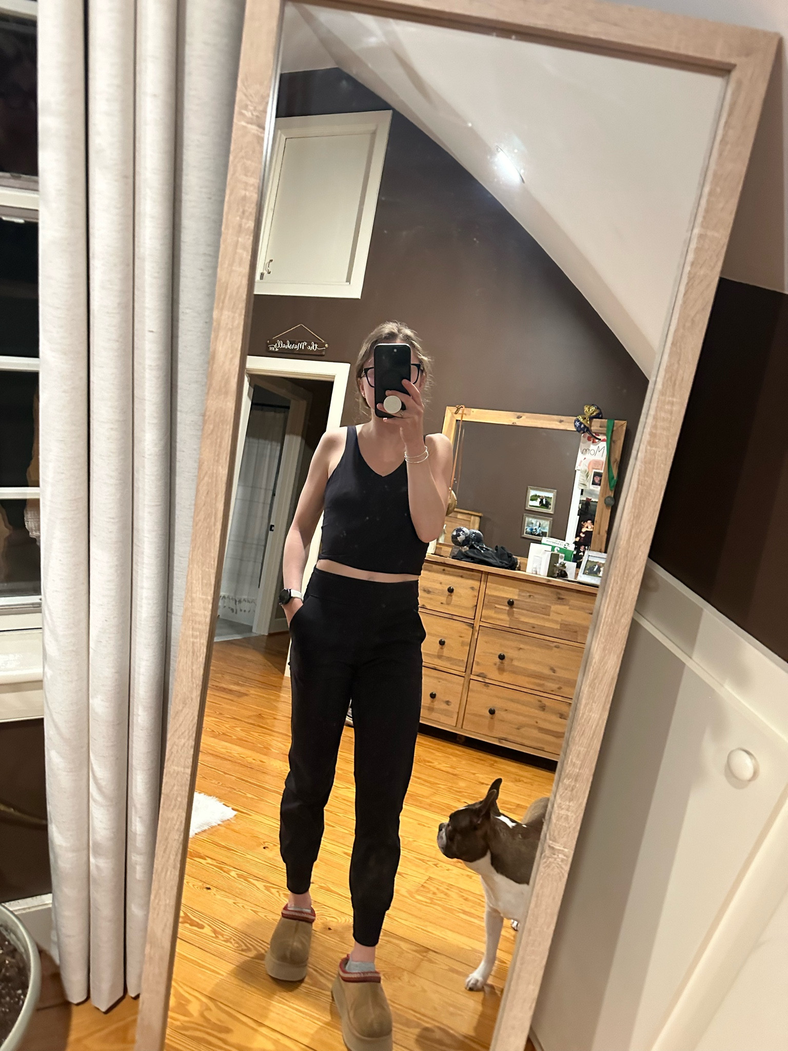 XS in top XS pants and Uggs are a staple in a size 6

#LTKSeasonal #LTKActive #LTKGiftGuide