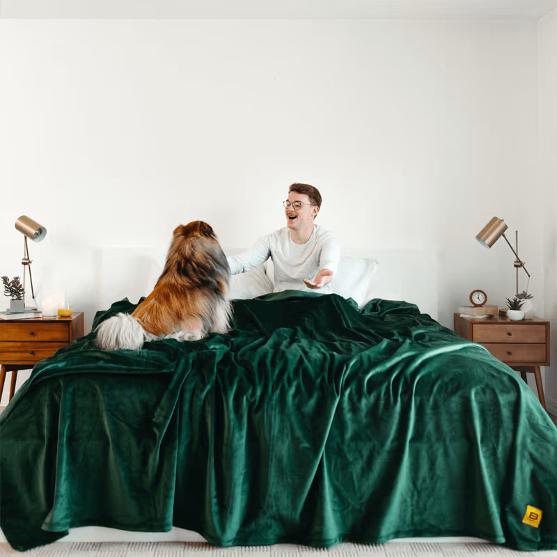 Original Stretch™ Blanket | Nearly 50% Larger Than A King Size Blanket | Big Blanket Сo®