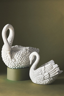 Matilda Goad & Co. Swan Planter | Anthropologie (US)