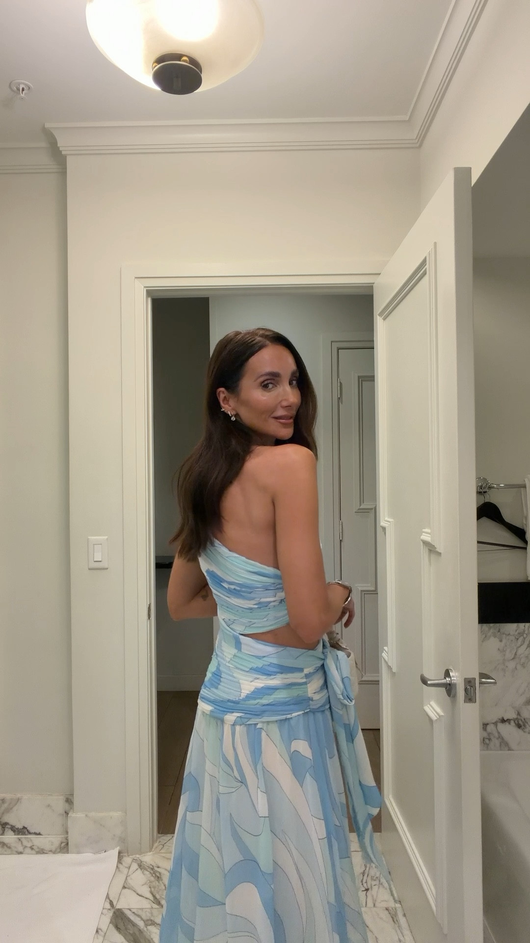 I’m in love with this dress, runs small size up. I’m in size 4

#LTKOver40 #LTKdayinmylife #LTKootd