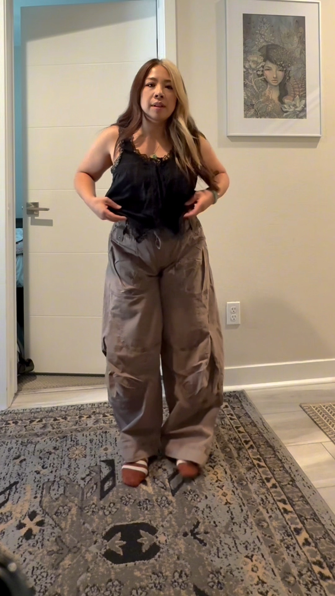 I usually wear a size 10, large and occasionally/rarely a medium but in these pants I got a size small. My waist is 29 so I followed the size chart. If you have a big booty and a small waist, note there is no button or zipper, you’re gonna have to pull the elastic over your bum! They’re are so super cute and petite friendly, highly recommend. 4’11 mid size ✋🤪🤘🏻

The style: we the free onset pull on cargo pants in dusted cocoa 

#freepeople #free #people #petite #pants

#LTKPetite #LTKMidsize #LTKootd