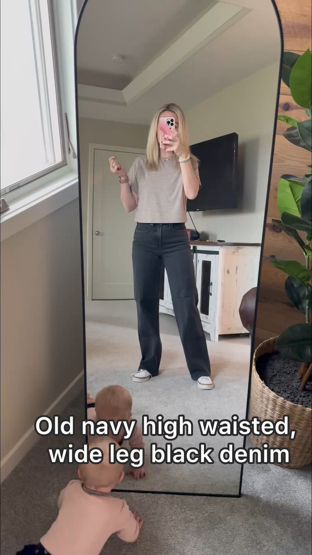 Last week’s best sellers 
Old navy high waisted, wide leg black denim
Walmart white sneaker high end look alike
Target bunny snackle box 
Walmart active bodysuit 


#LTKActive #LTKSaleAlert #LTKShoeCrush