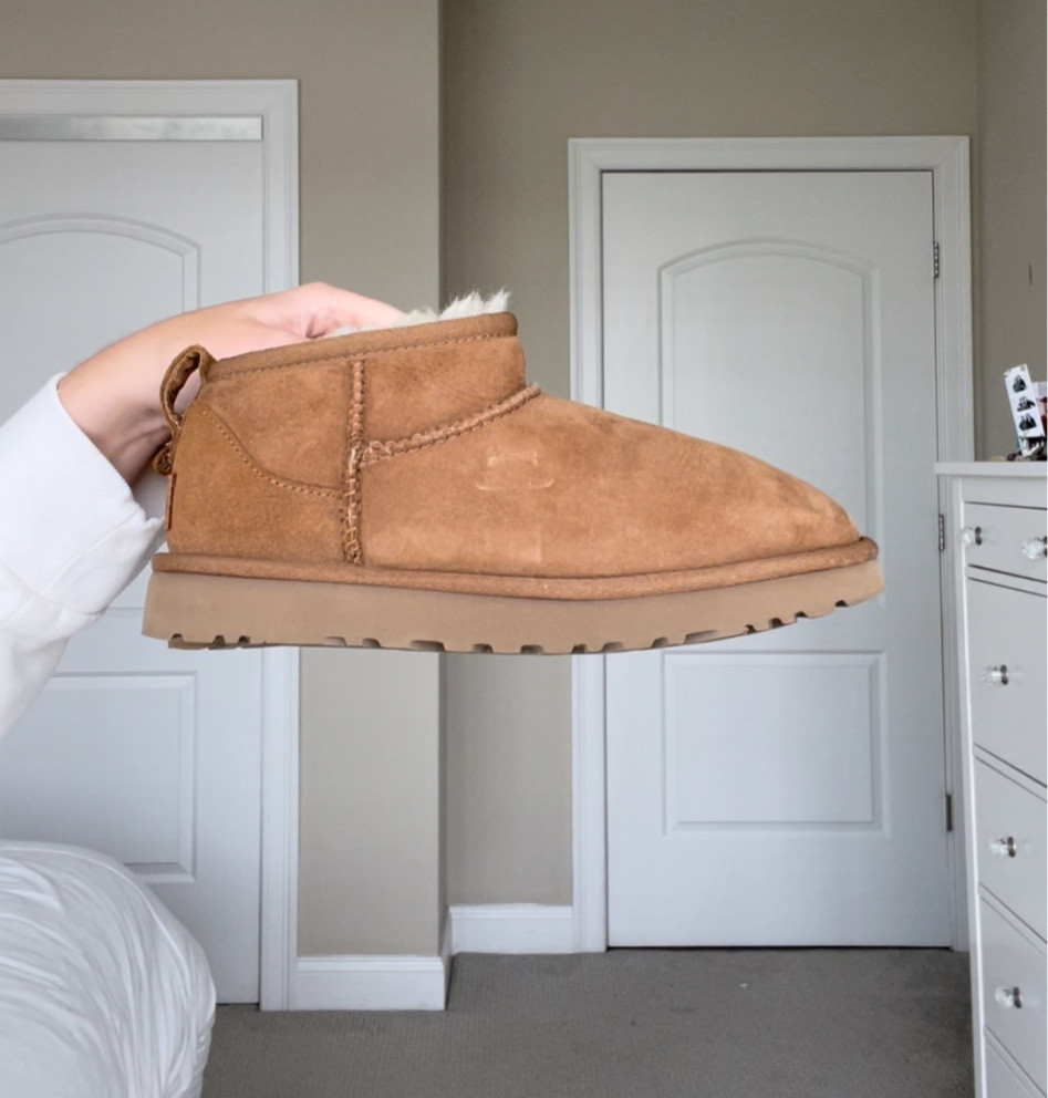 Ultra mini Ugg #ultraminiugg #ultramini #miniugg #ugg

#LTKSeasonal #LTKshoecrush #LTKstyletip