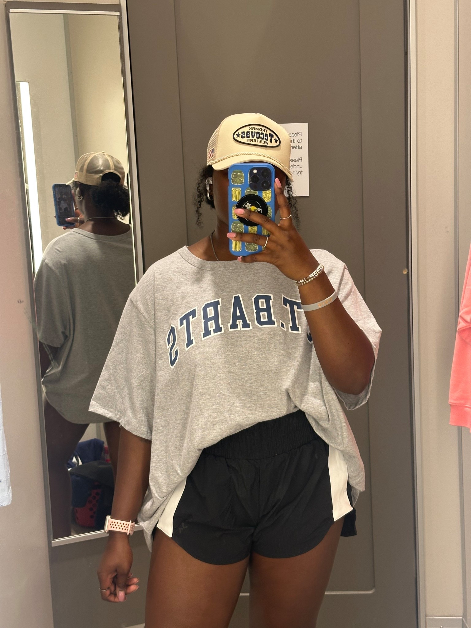 The perfect summer look for the beach or casual day around the city . 

#LTKFindsUnder50 #LTKSeasonal #LTKSummerEdit