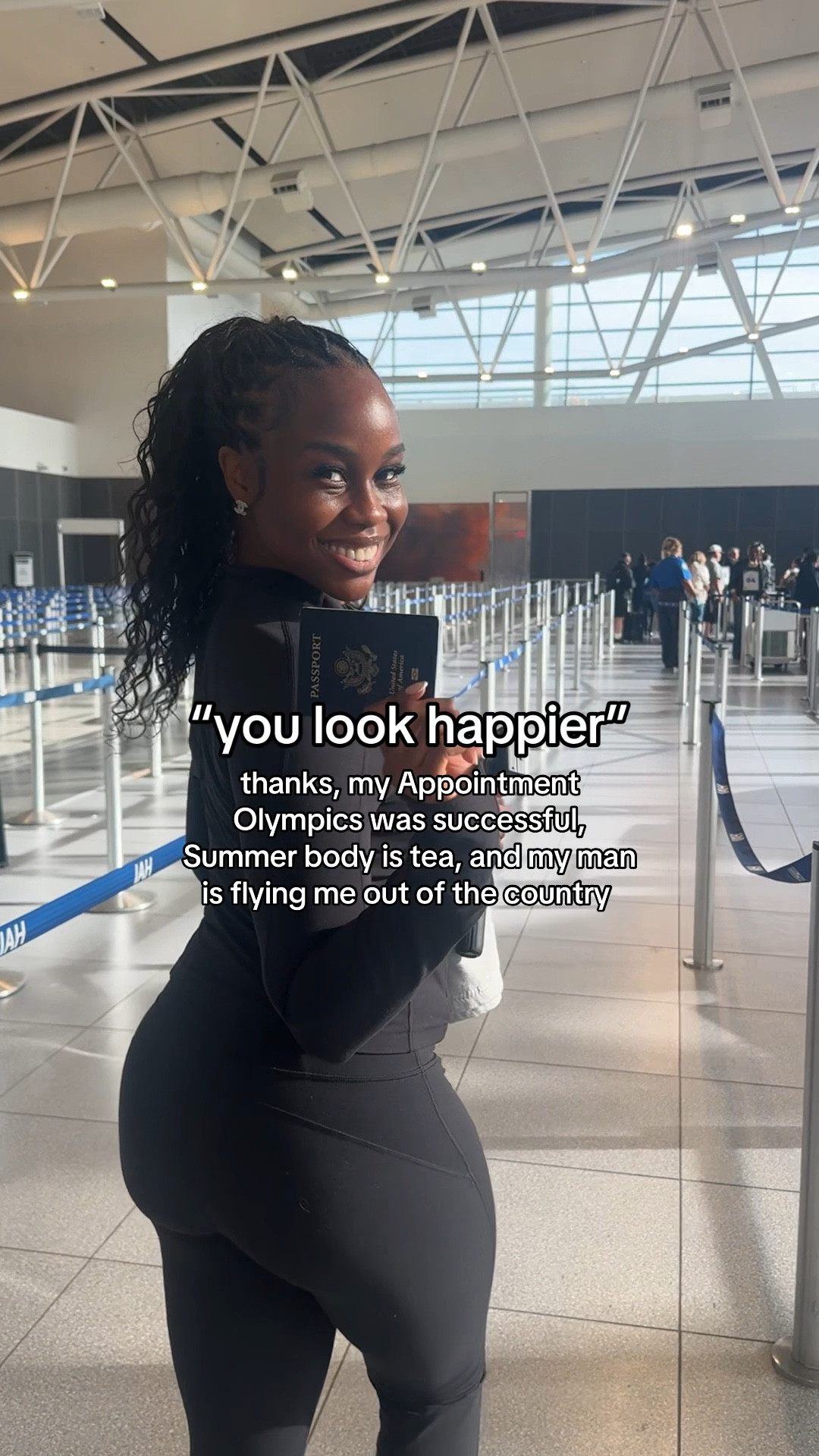 Comfy airport outfit

#LTKStyleTip #LTKTravel #LTKActive