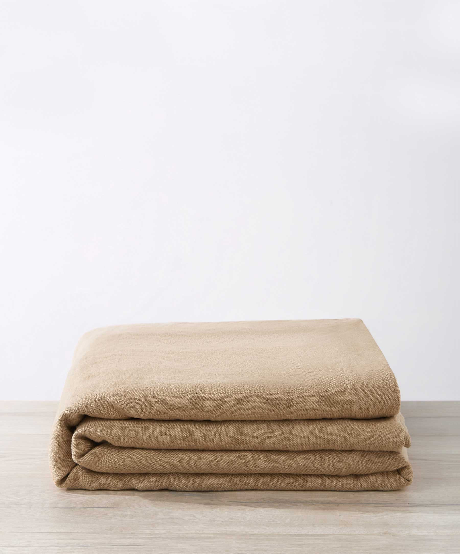 Heavyweight Linen Bedcover - Sand | CULTIVER US