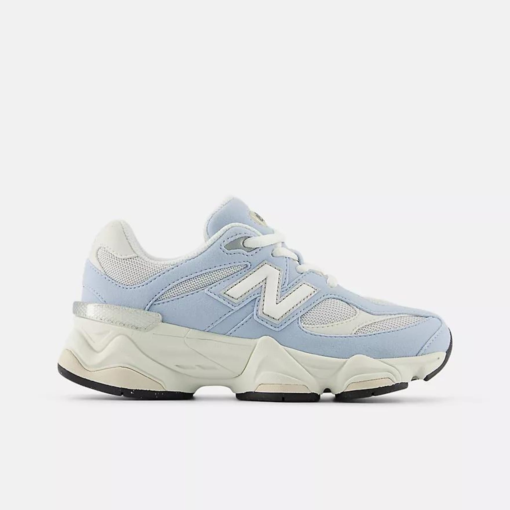 9060 Lace | New Balance Reconsidered