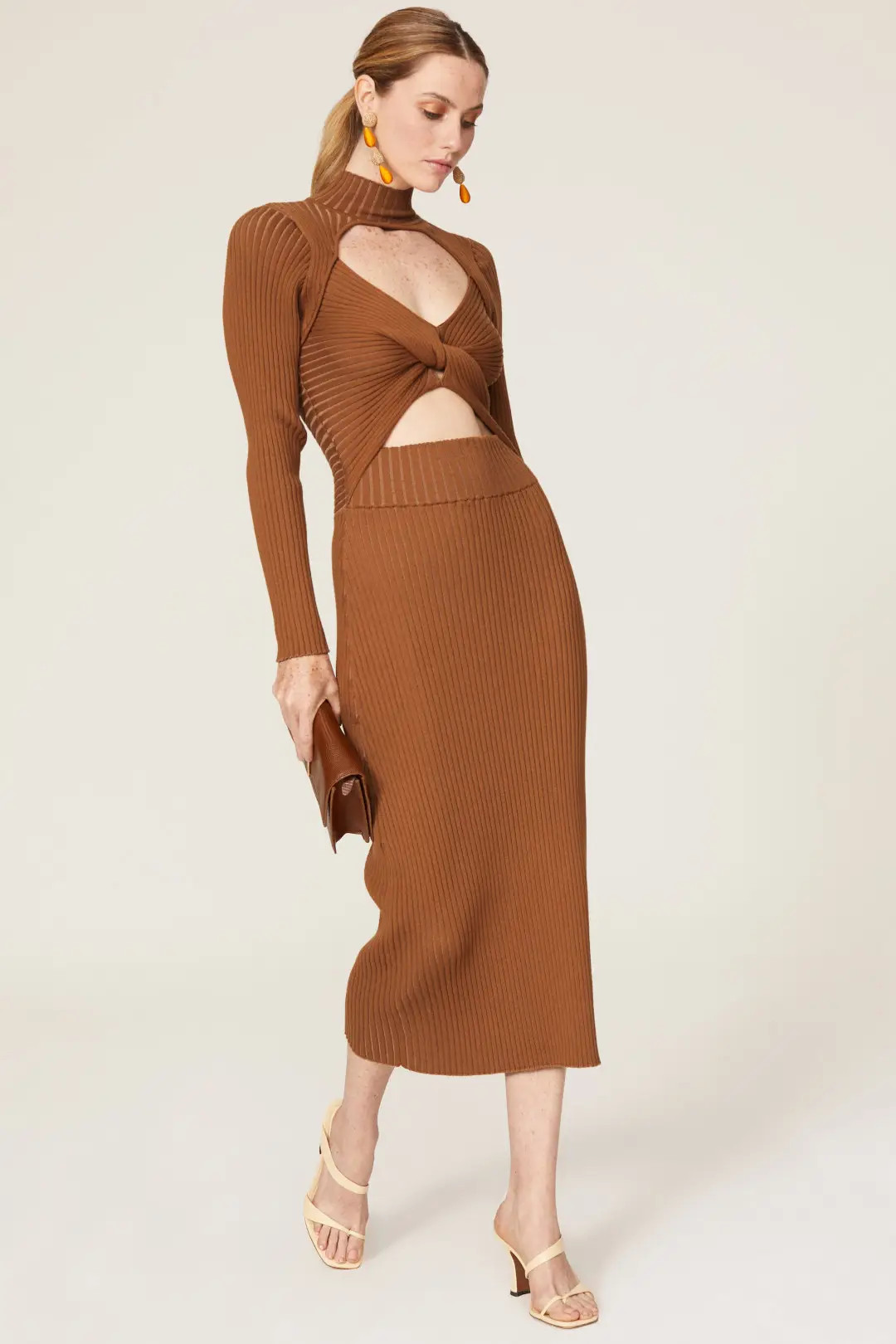 AMUR | Rent the Runway