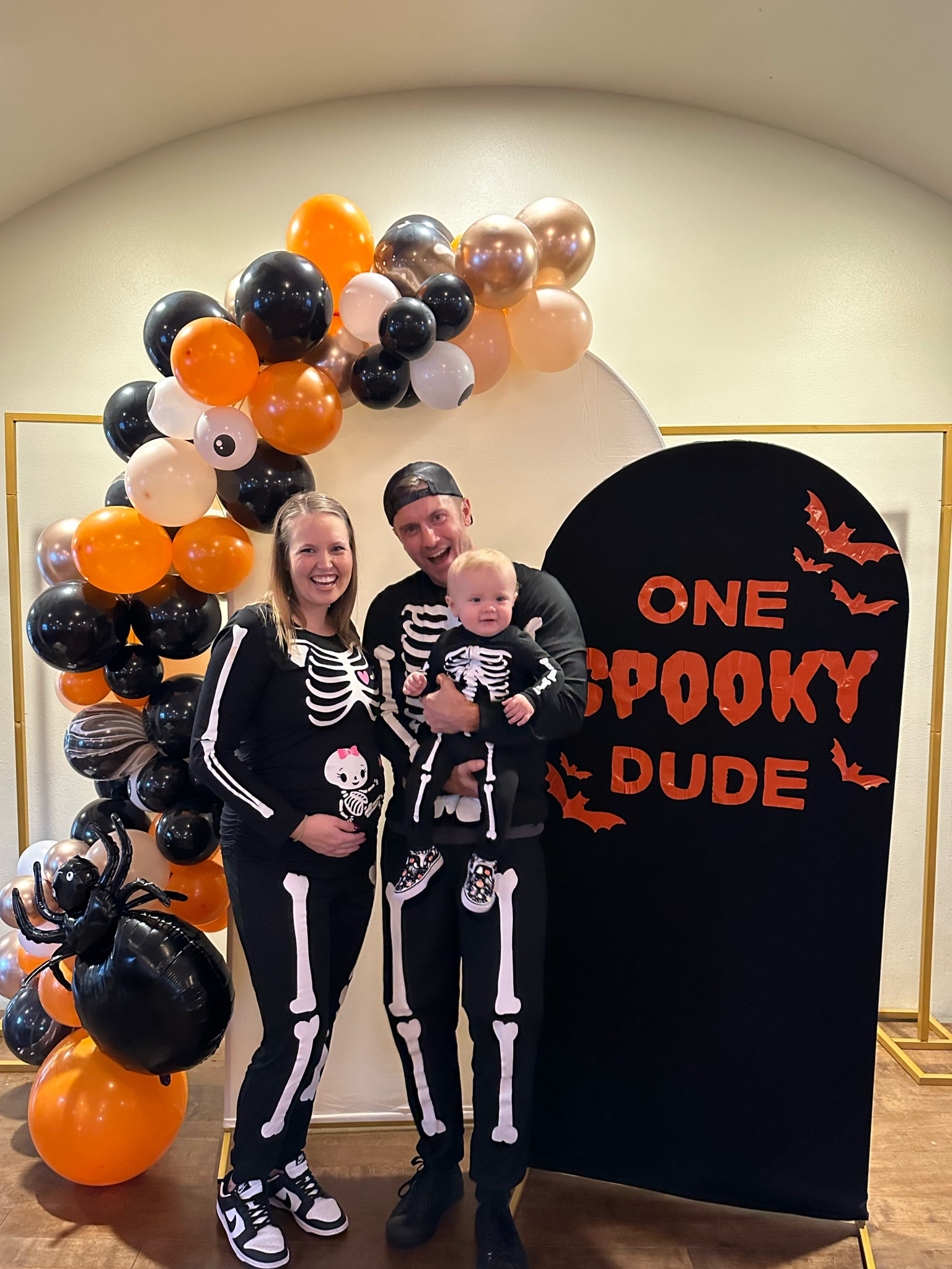 
Baby 1st birthday// Halloween baby// baby Halloween party// one spooky dude// Halloween party// baby boy birthday// 1st birthday party// family Halloween costume:/ pregnancy Halloween costume// simple Halloween costume 

#LTKParties #LTKHalloween #LTKFamily