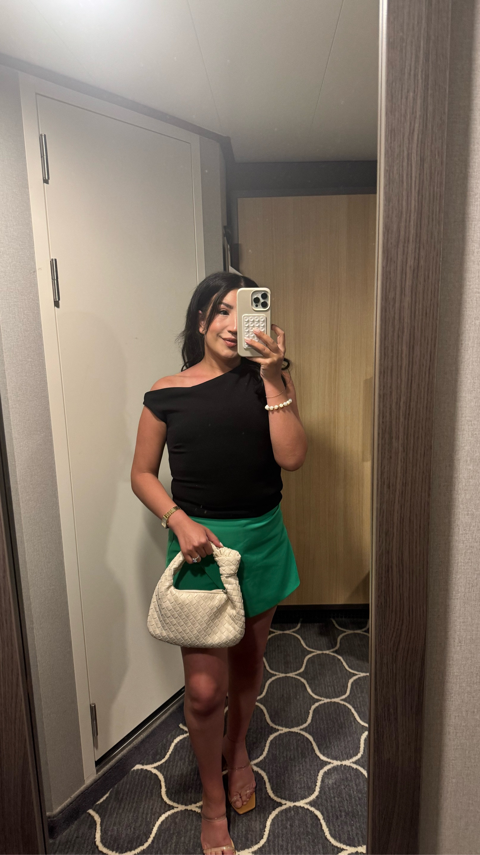 Cruise dinner 
Skort - out of stock from dynamite 

#LTKstyletip #LTKtravel