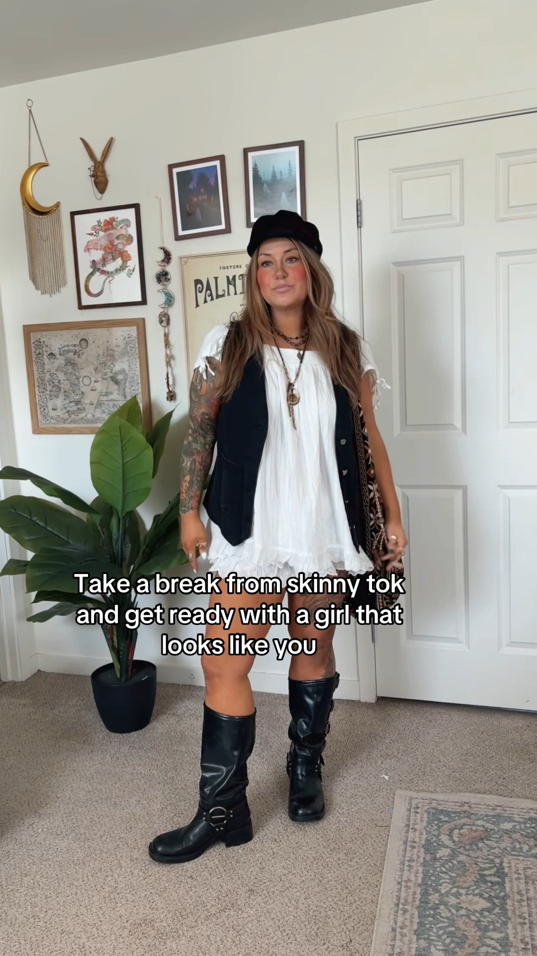 Emo mom style 

#LTKPlusSize #LTKMidsize