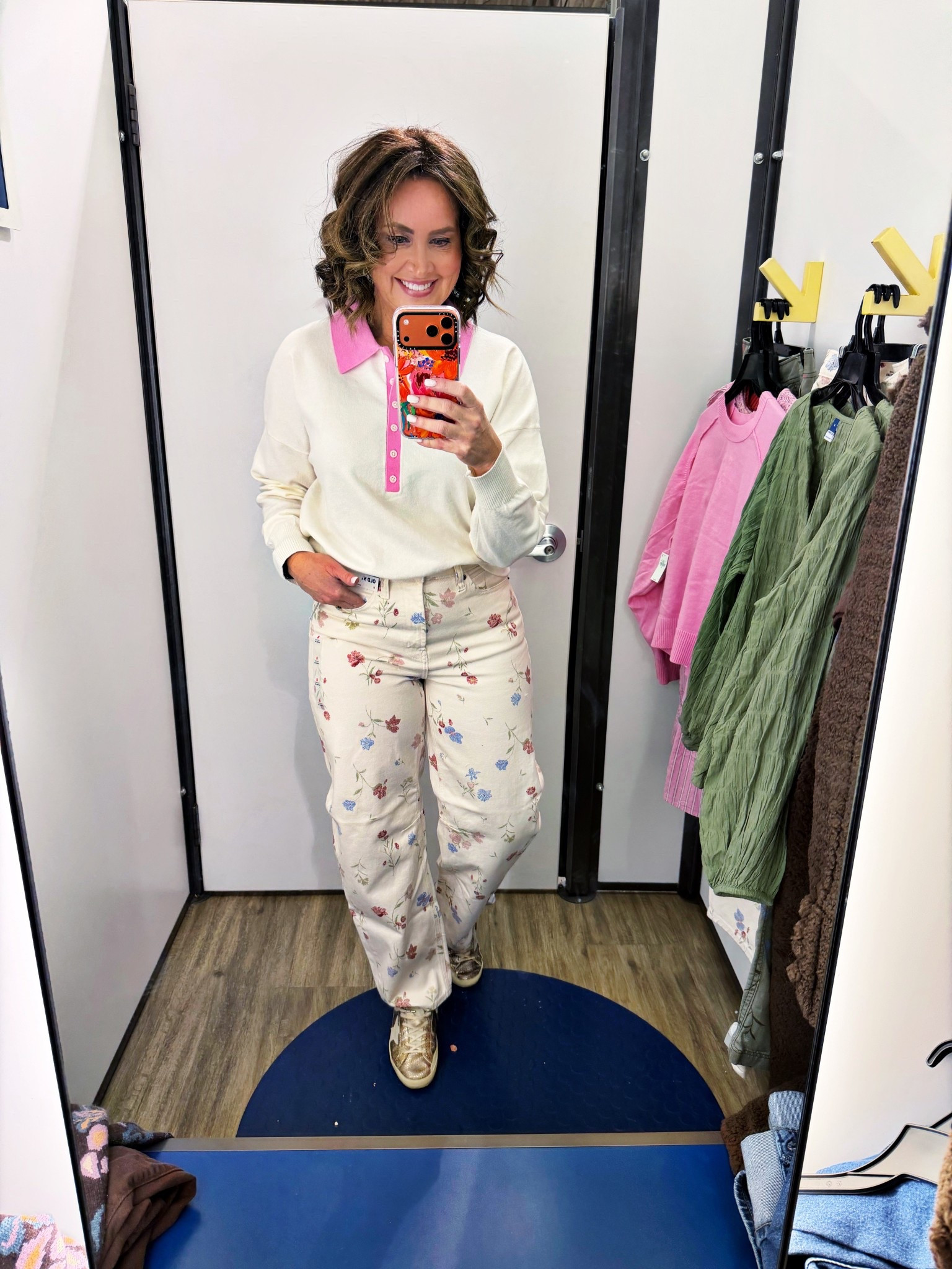 Old Navy Top & pants both run true to size 
I couldn’t find these exact pants online so I linked similar ones 

#LTKOver40 #LTKSeasonal #LTKootd