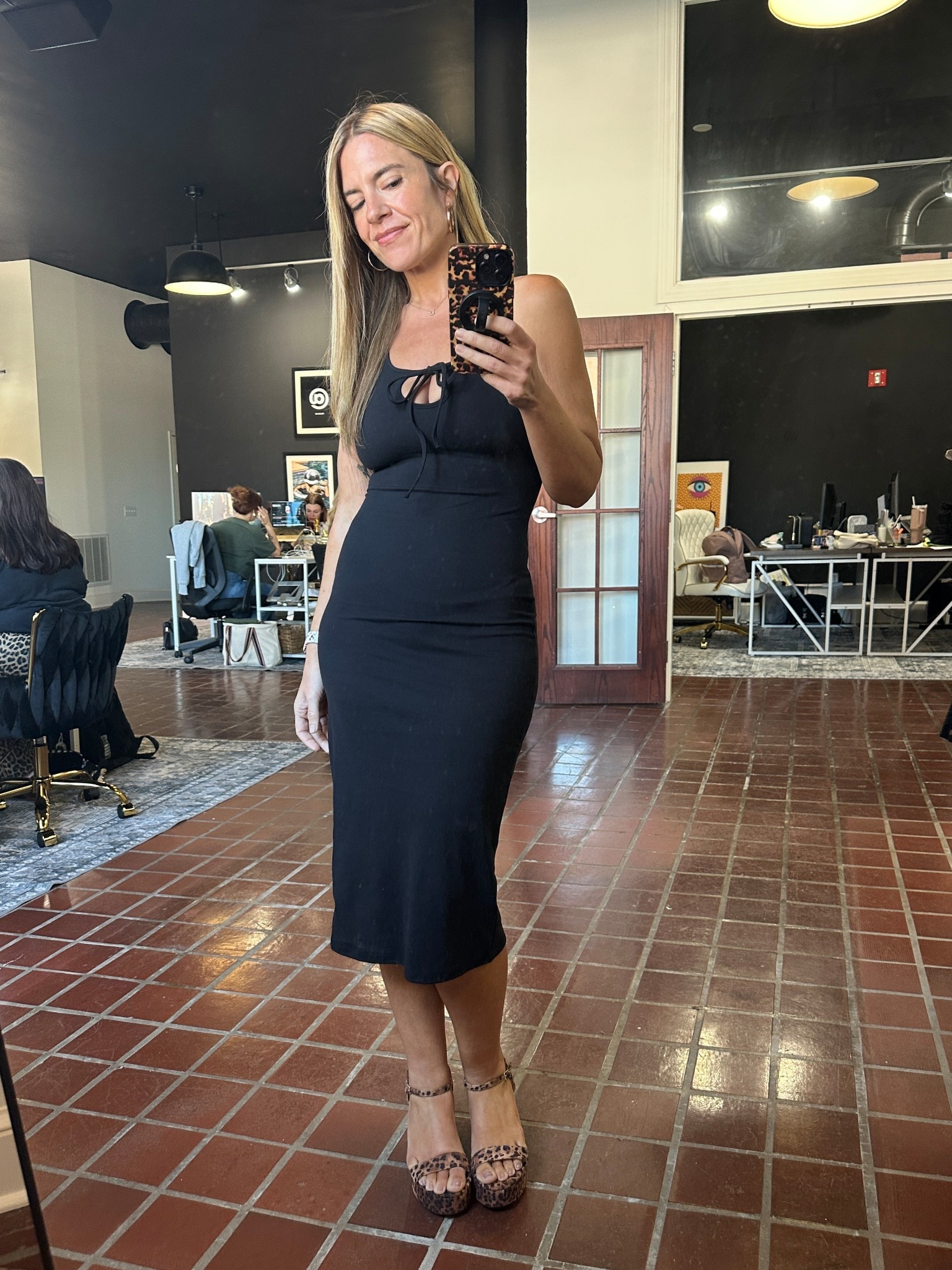A buttery soft keyhole dress made easy with a simply bra and Racerback bra clips. 

Confessions: this is my favorite dress of the moment and I have it in three colors  