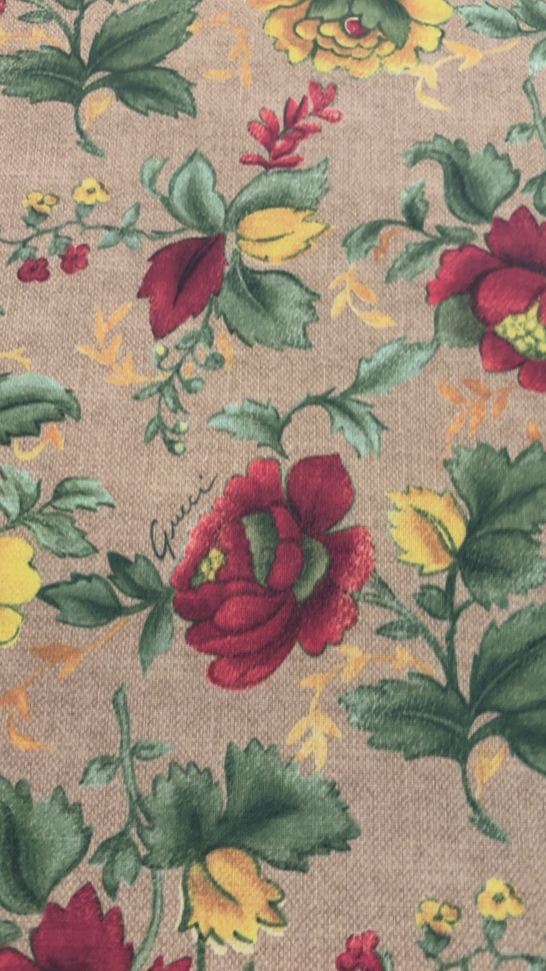 I ordered another Gucci wallpaper on sale but this one turned out to be even crazier deal. It is much bigger size and made from linen. The retail for this roll is $1900. I got it for less than $100 shipped 🤯

#LTKHome