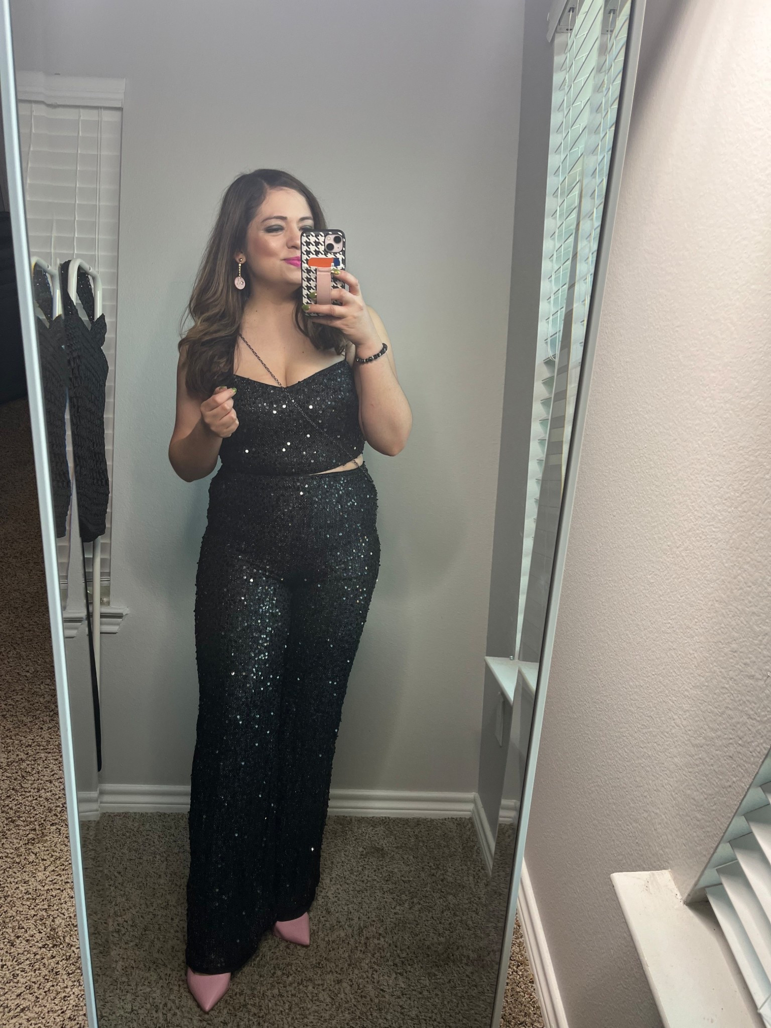 Throwback Thursday to the cutest sequin set I grabbed from Lulu’s a great set for a Holiday look! Saw it’s in stock and for $30! Size medium 



#LTKSaleAlert #LTKGiftGuide #LTKHoliday