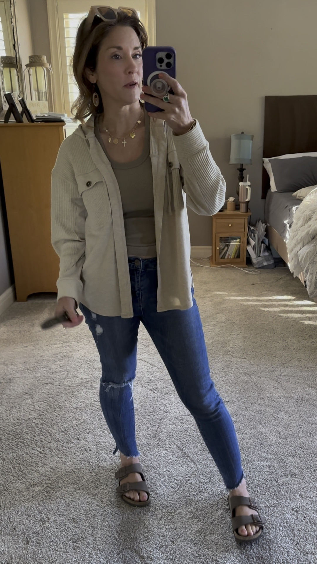 Causal Fall look 🤍 

Crazy Busy Mama 

You can grab earrings here with code:LORI10 
https://www.crazybusymama.com/CBMearrings

Charm necklace: 
Savings code: 
LORI15
https://www.oneelevenolive.com/collections/charm-bar?

#LTKFindsUnder50 #LTKVideo #LTKStyleTip