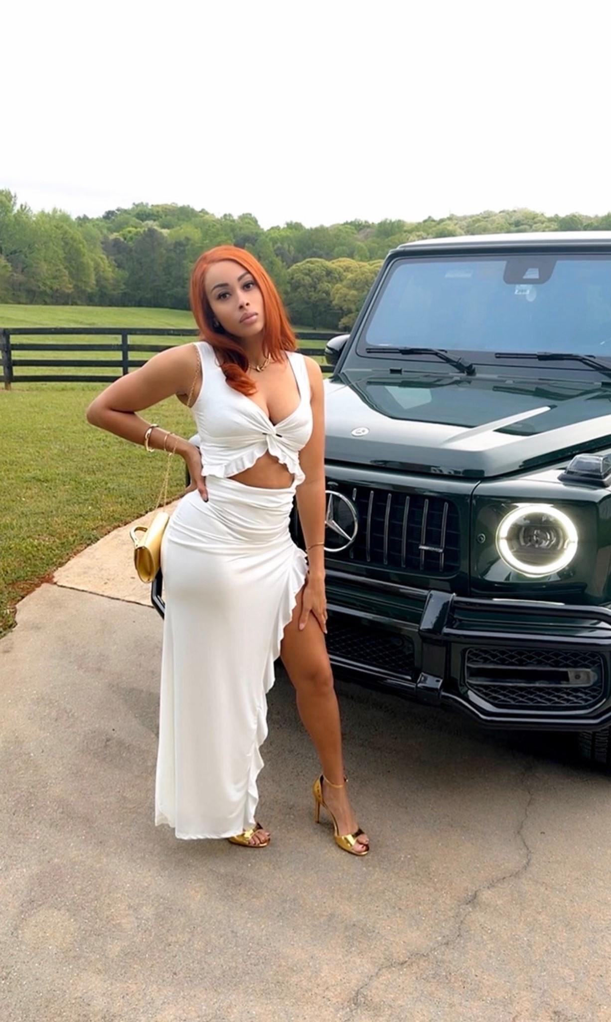Soft, simple, and effortlessly put together 🤍
This is one of those looks that always works—no overthinking, just ease.
🔗Outfit link below 

https://www.fashionnova.com/products/selena-ruffle-maxi-dress-white




#LTKootd #LTKgrwm #LTKWedding