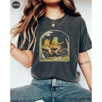 Frog & Toad T-Shirt, Best Friends, Vintage Classic Book Shirt Gift, Comfort Color Shirt, Oversized Unisex, Friend Gift | Etsy (US)