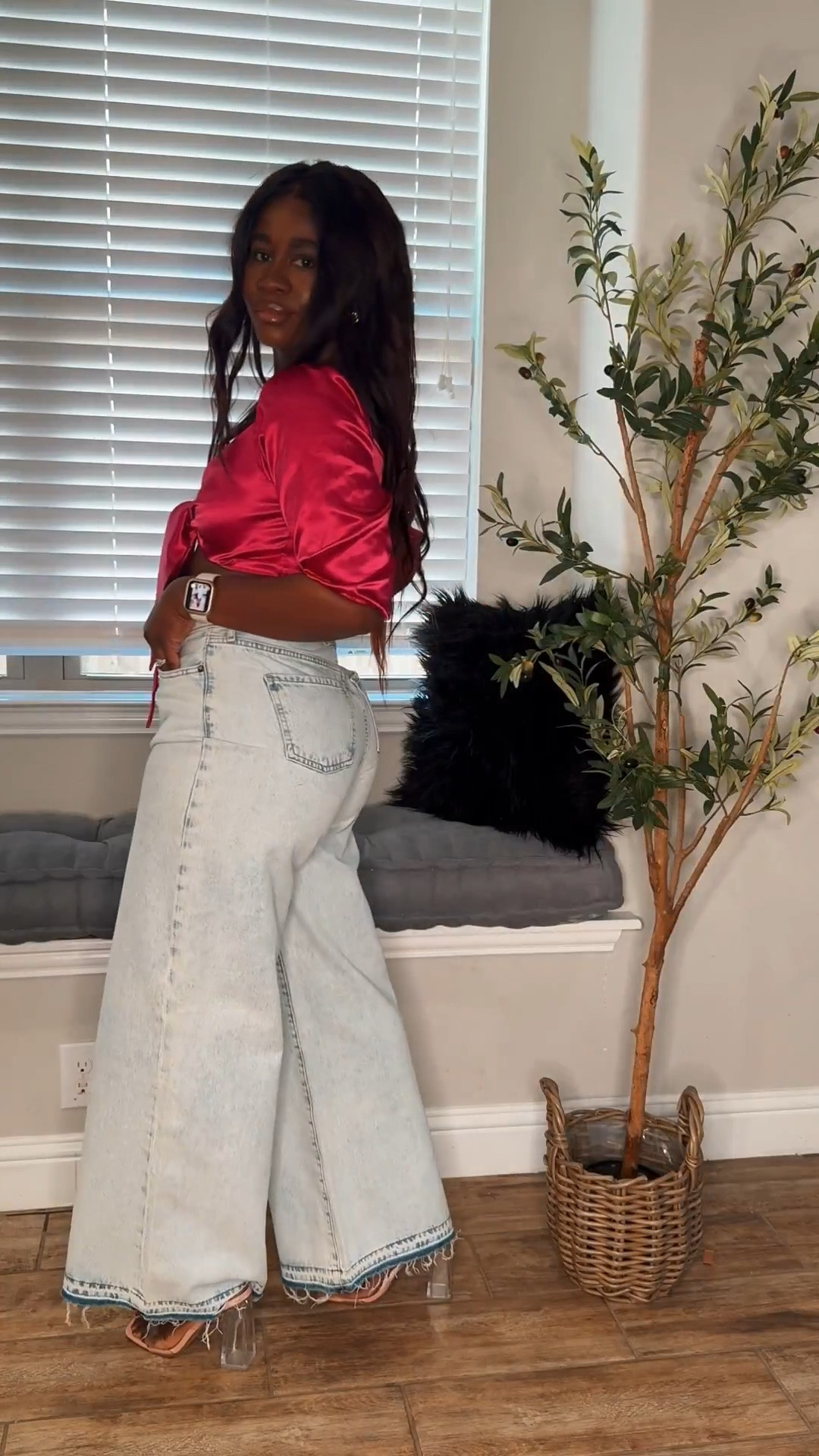 Valentines look ideas 🌹🌹🌹

#LTKFindsUnder100 #LTKWatchNow #LTKStyleTip