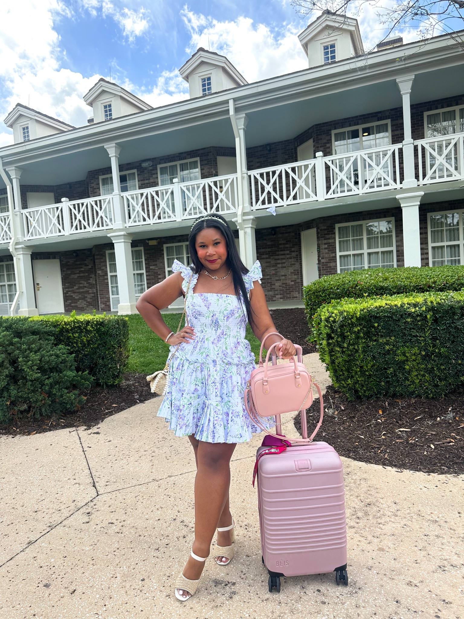 The perfect Mardi Gras travel day #mardigras #hillhouse #onsale

#LTKTravel #LTKSpringSale #LTKMidsize