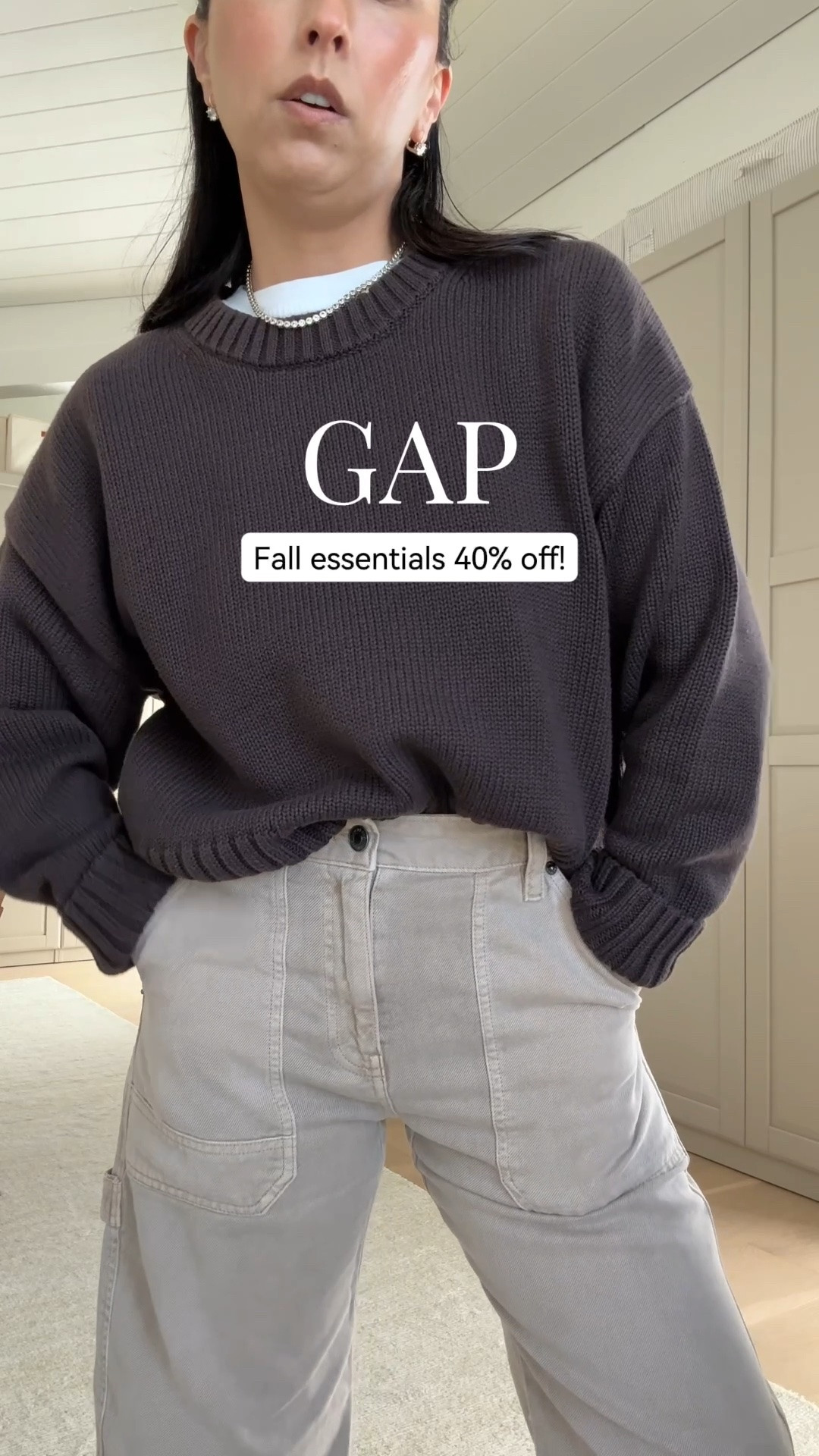 So many good fall essentials from @gap right now and they’re all on sale. Today’s the last day of Gap’s Friends & Family Event - 40% off everything. #howyouweargap #gappartner

Cotton crop sweater petite small
Utility barrel petite 2 - size up
Barrel jeans regular 25 - size up
Canvas utility jacket petite 2

#LTKPetite