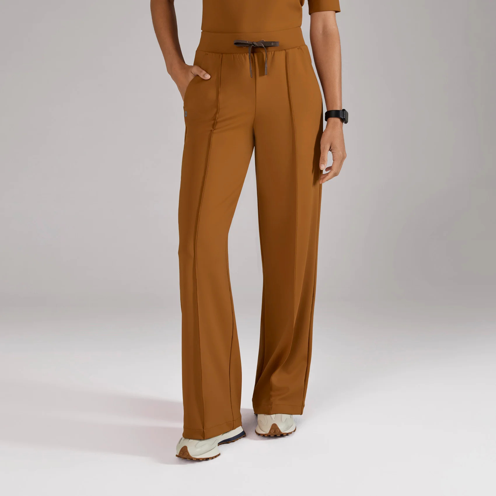 High Waisted Salina FORMx  Wide Leg Scrub Pants™ | FIGS