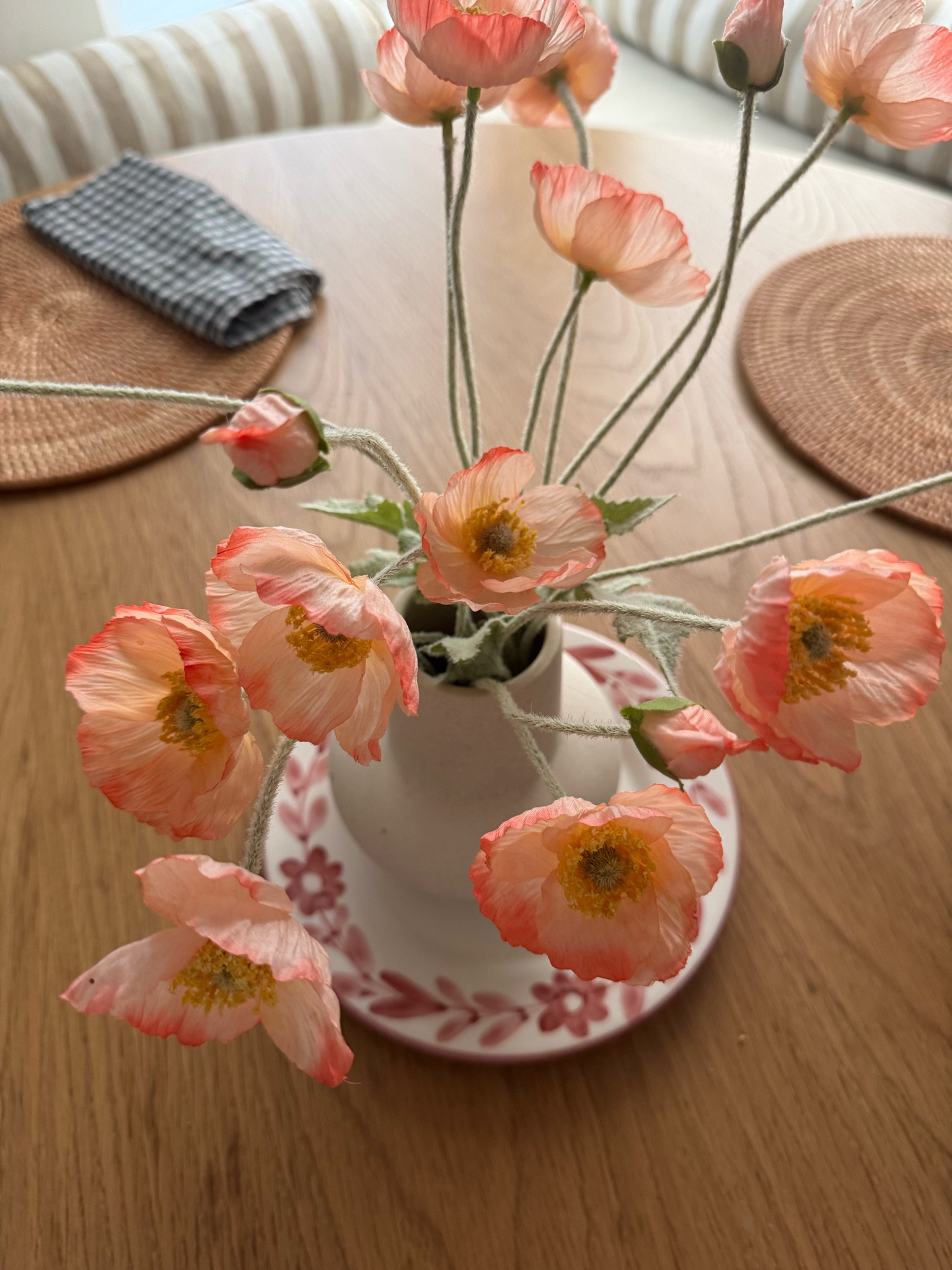 the prettiest faux poppies (this is the pink color) 

#LTKFindsUnder50 #LTKHome
