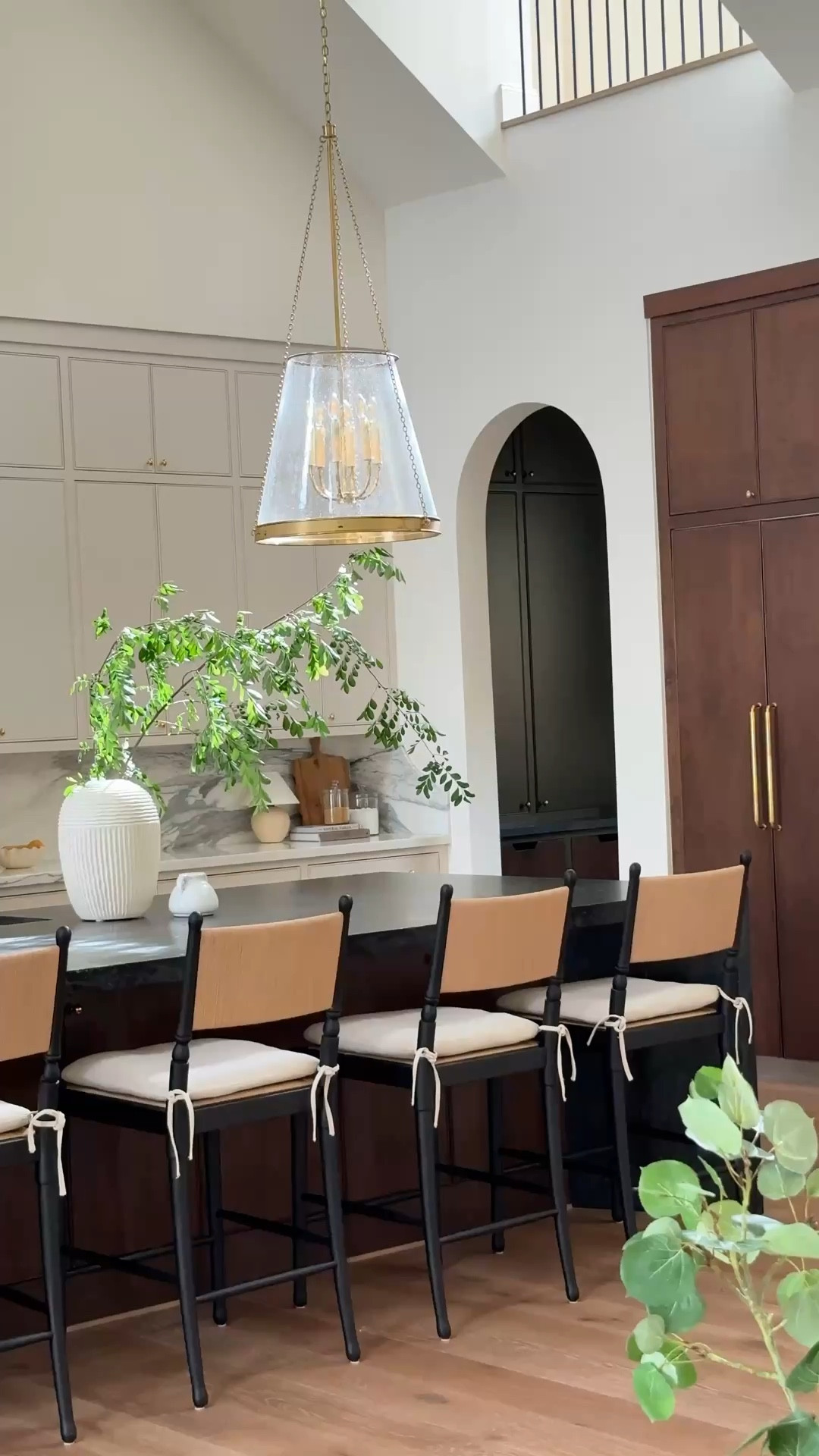 Details of our kitchen on sale! 
Back cabinet is: SW-9109 Natural Linen 
Back Backsplash and counters: 2cm Calacatta Marble 
Island: 3CM Marine Soapstone
