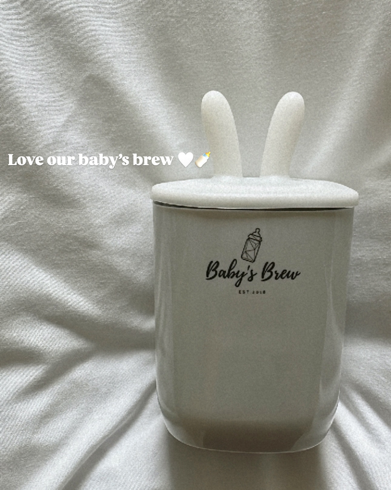 Love my portable bottle warmer by Baby’s Brew 🤍🍼 used it for my first born and now using it for my second baby. 

The warmer set includes four of the most popular adapters. These adapters are compatible with: 
Comotomo
MAM
Narrow neck Dr. Brown
Tomee Tippee bottles 
Boon Nursh Bottles* (what I use) 
and each of them accommodates multiple bottle brands.

#LTKTravel #LTKBaby