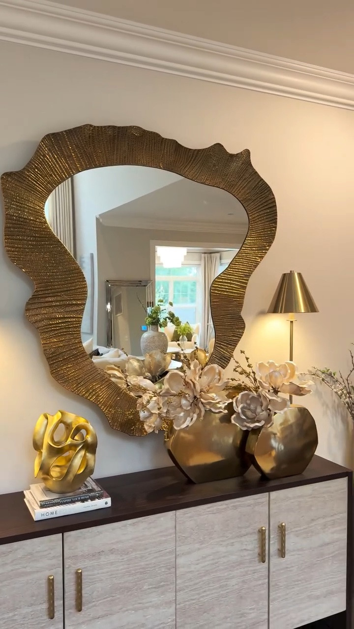 So GORGEOUS!

The Cara Mirror from @zgallerie is just stunning! It is so eye catching and the perfect focal point to any room.
🗣️Follow @dollhouse_interiors for more home decor inspirations!

🛍️Comment “Shop” to get the link and make sure to use the code “SS05” to get a discount on all your ZGALLERIE purchases!

#zgalleriemoment #modernglam #wallmirror #homedecor #decorideas