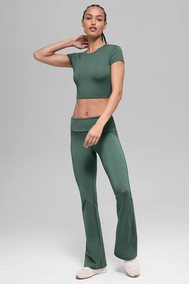 Alosoft Crop Finesse Short Sleeve | Alo Yoga (US)