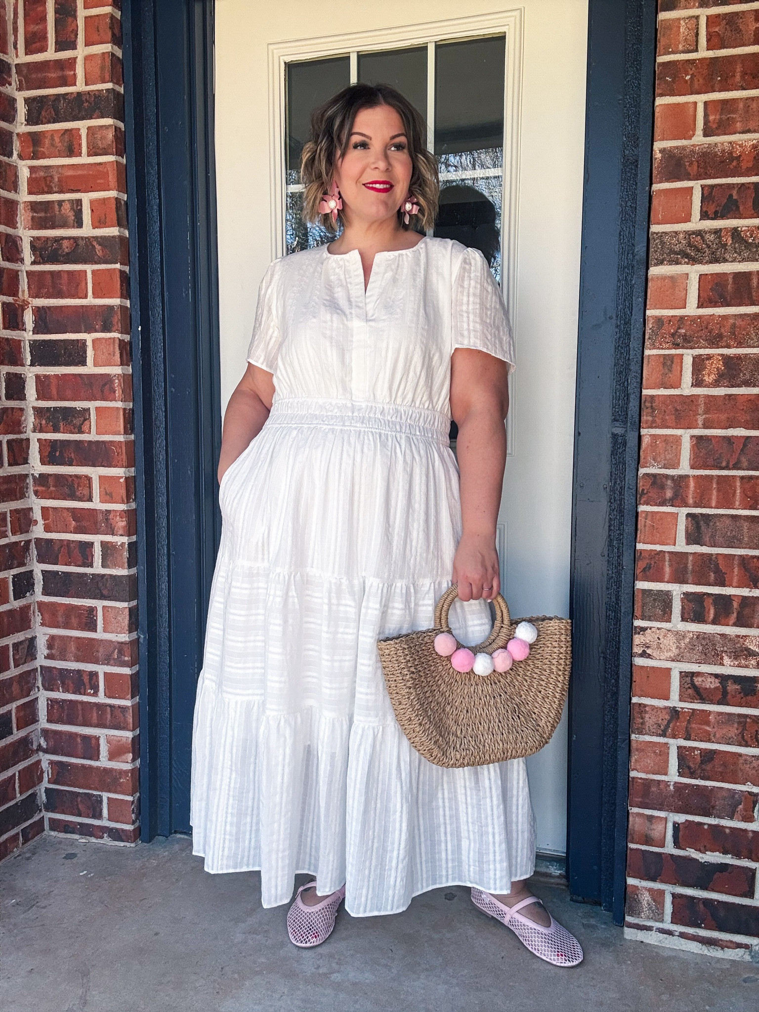 This Amazon dress is perfect for Easter or any spring event! Pair it with some cute sandals or heels, a tote, and some fun earrings! 

#LTKSeasonal #LTKStyleTip #LTKPlusSize