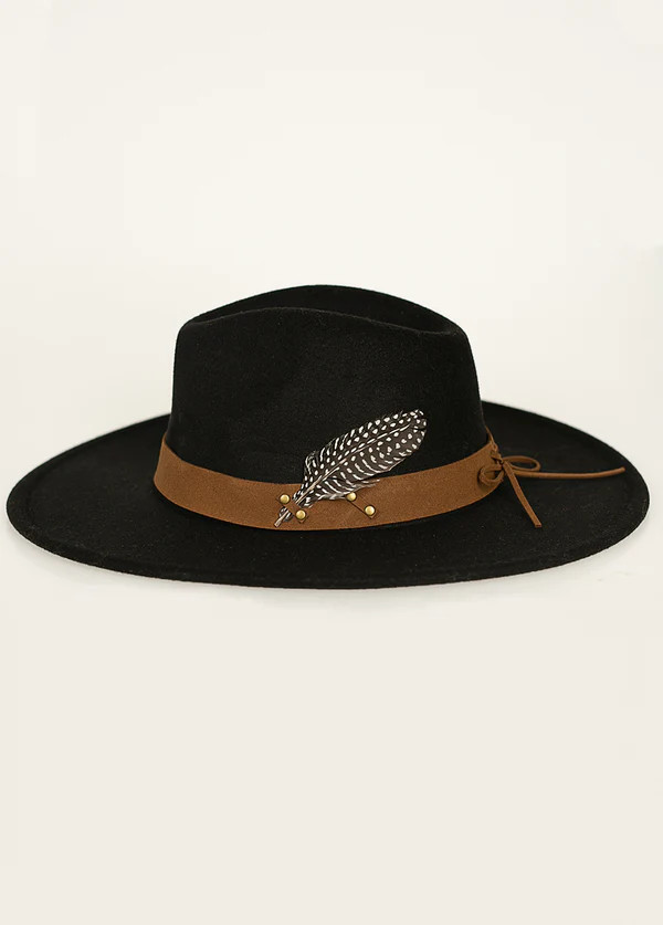 Wynonna Hat in Black | Joyfolie