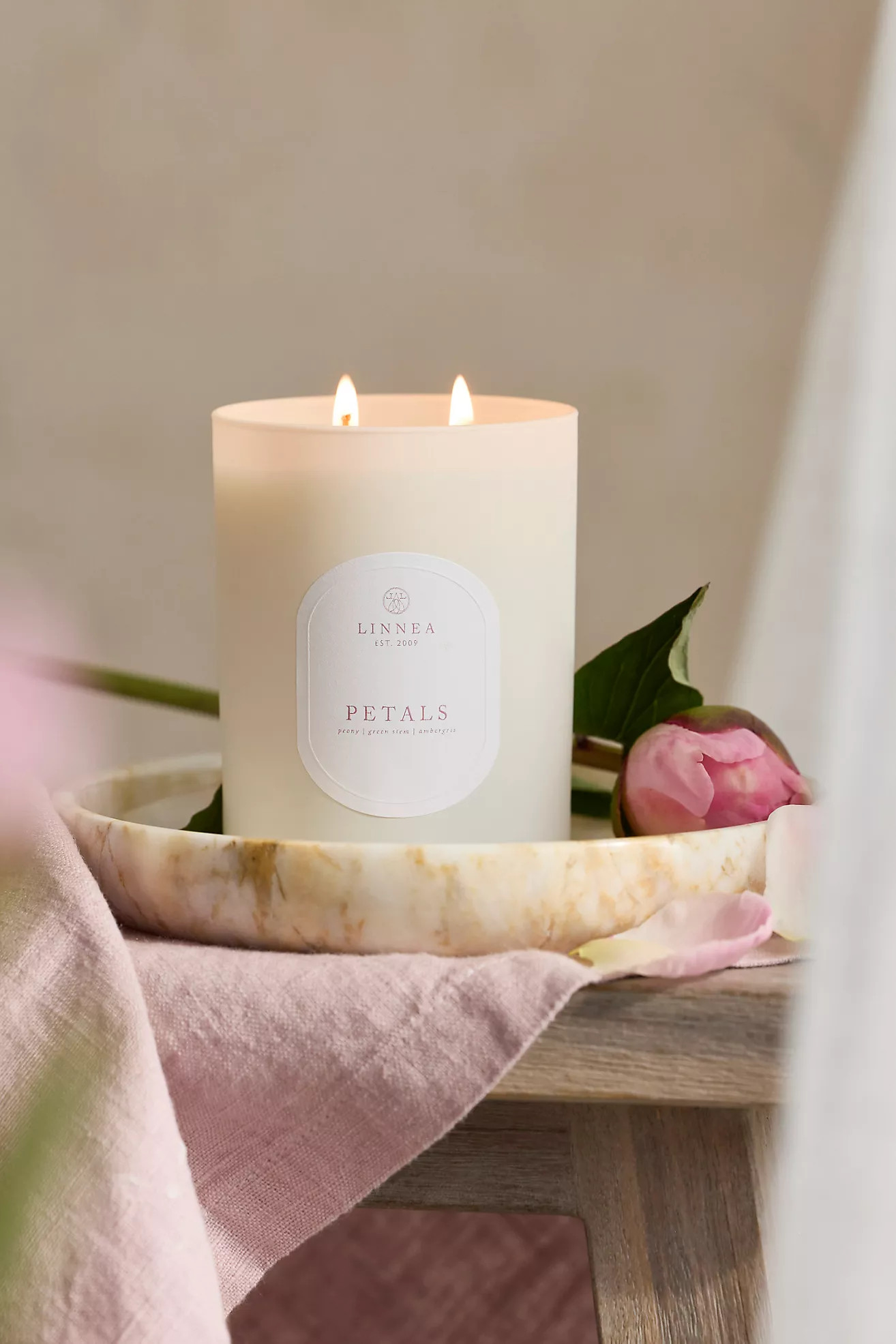 Linnea Candle, Petals | Terrain