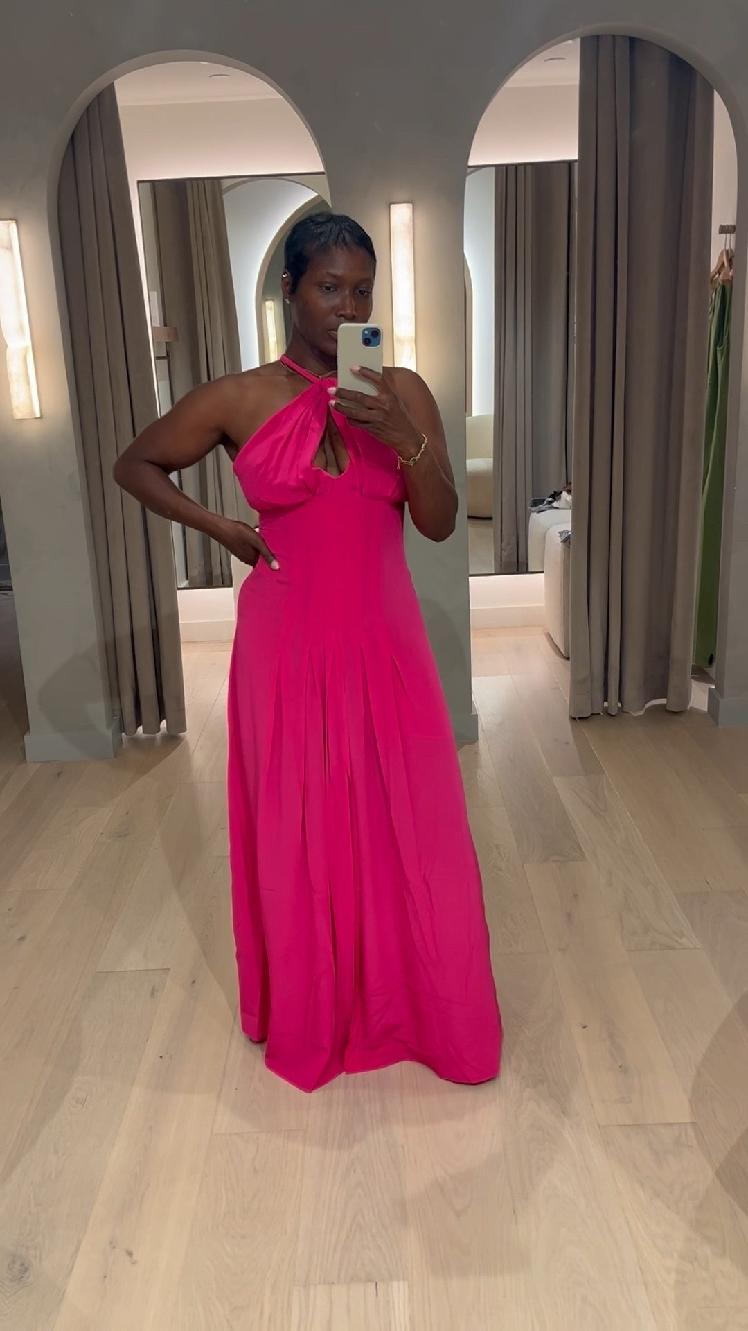 I was looking for a cute vacay dress and this one is perfect! I’m wearing a 6 in the pink and 8 in green.