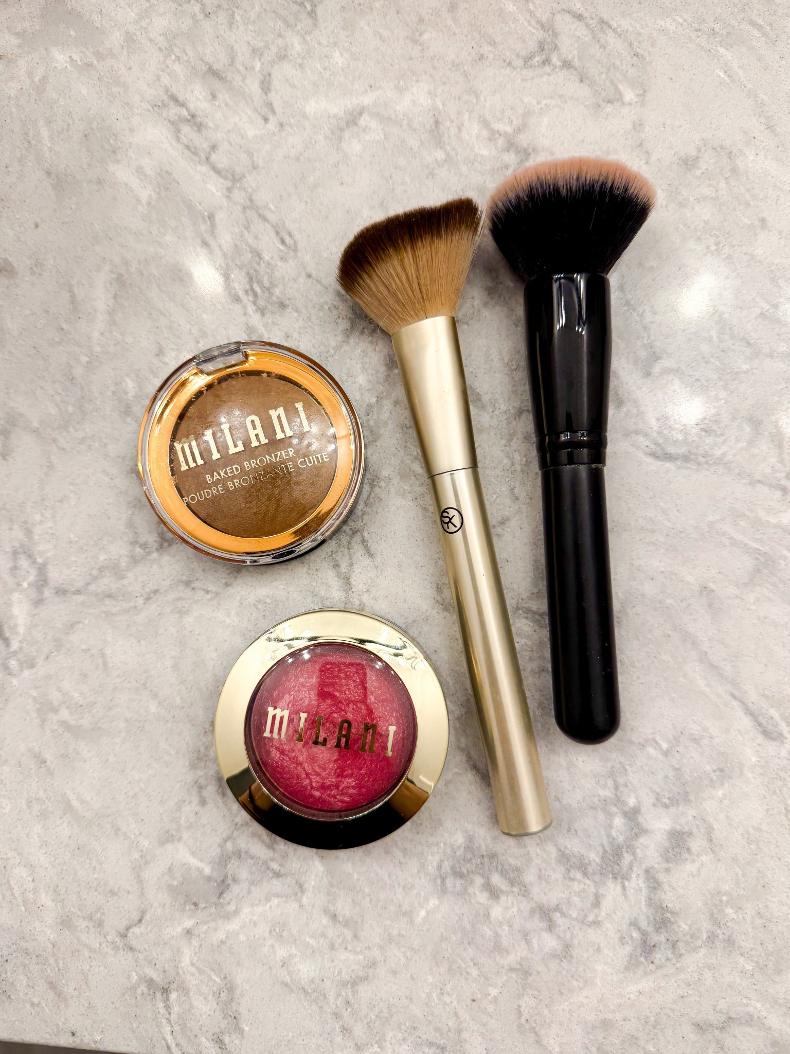 Makeup this morning!
Milani baked blue & bronzer
Bronzer: Tuscan tan
Blush: dolce pink

#LTKBeauty