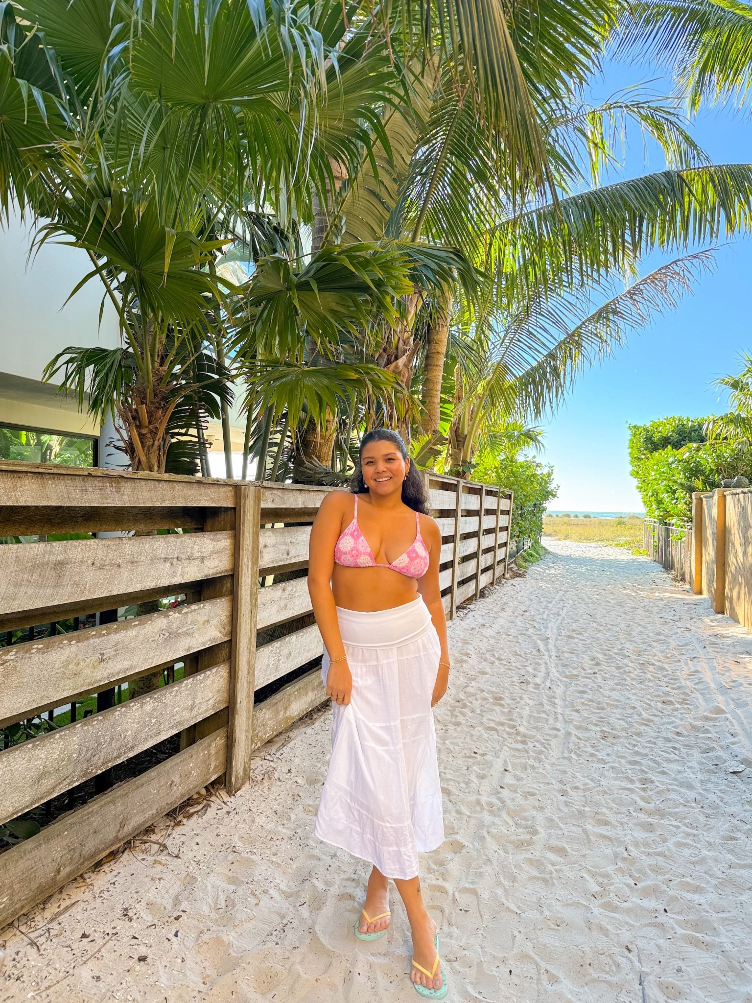 beach outfit of the day from hollister

#LTKdayinmylife #LTKootd