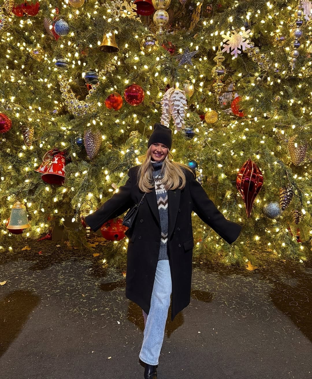 nyc ootn!! 🎄 

 #LTKHoliday