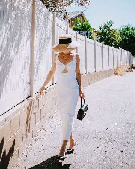 Summer white knit dress . 


#LTKFind