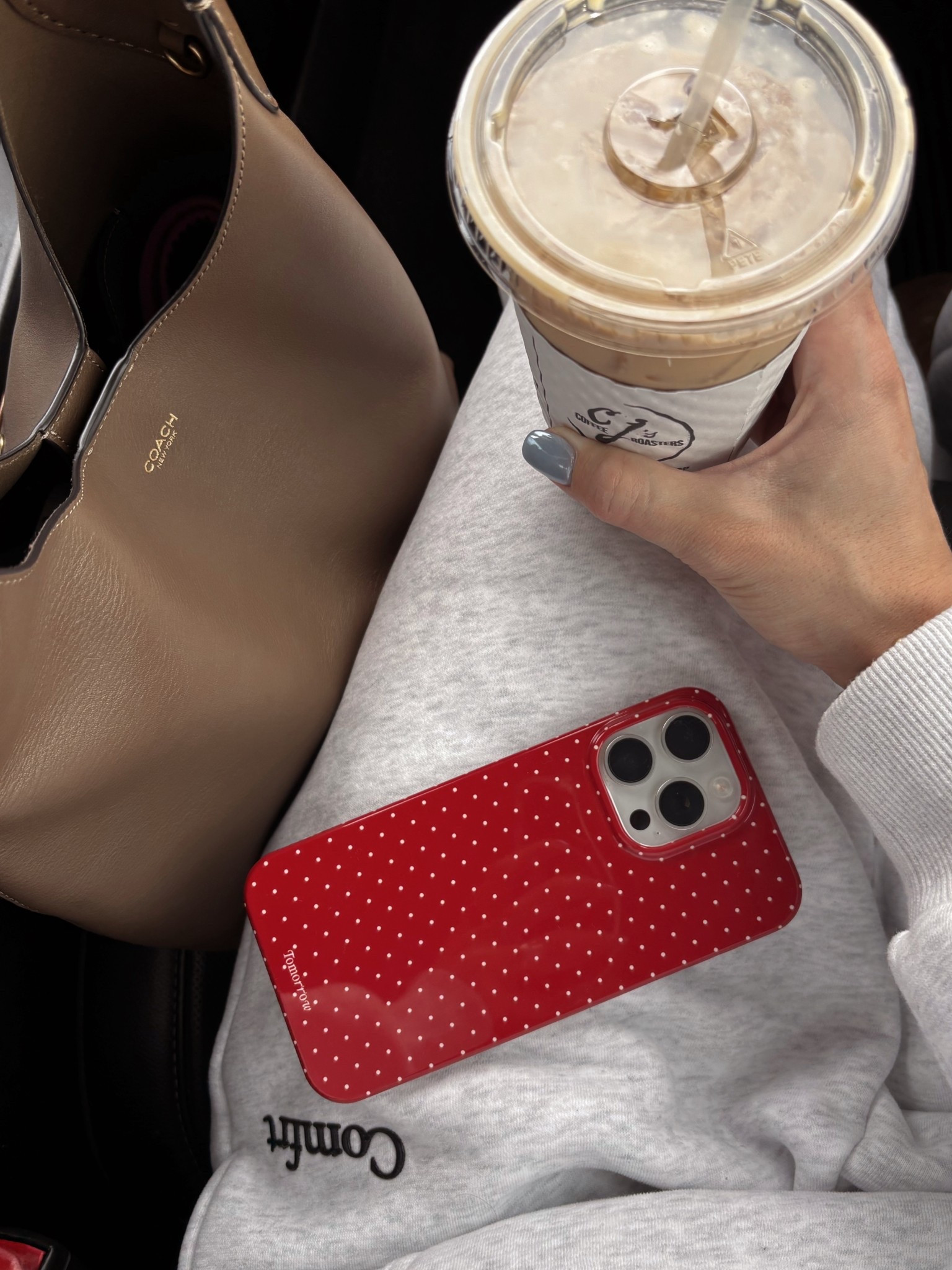 Because even your phone deserves a cute outfit 🍒

#LTKBeauty #LTKTravel #LTKFindsUnder50