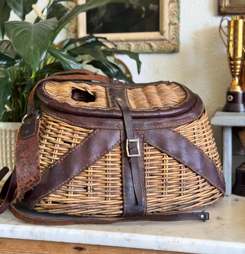 Vintage Fishing Creel / Wicker / Leather / Display / Primitive / Basket - Etsy | Etsy (US)