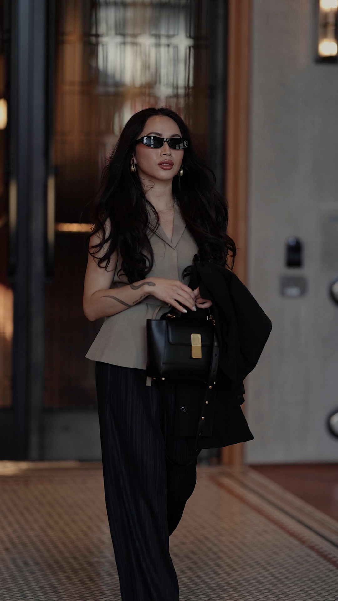 Business attire. Minimal, elevated and chic outfit. 

#LTKworkwear #LTKstyletip #LTKVideo