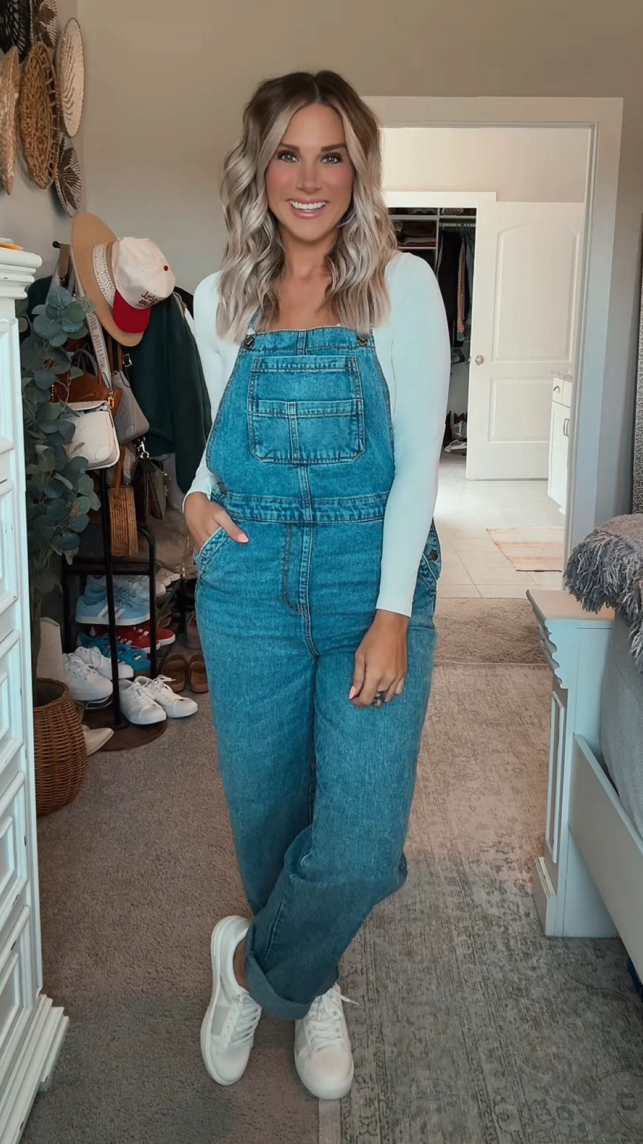 Haven’t always been an overalls girl but I’m loving these Walmart overalls for this fall! Pair with a white long sleeve tee or any color tee you’d like.#Walmart #wamartfashion #walmartpartner #affordablefashion

#LTKMidsize #LTKFindsUnder50 #LTKSeasonal