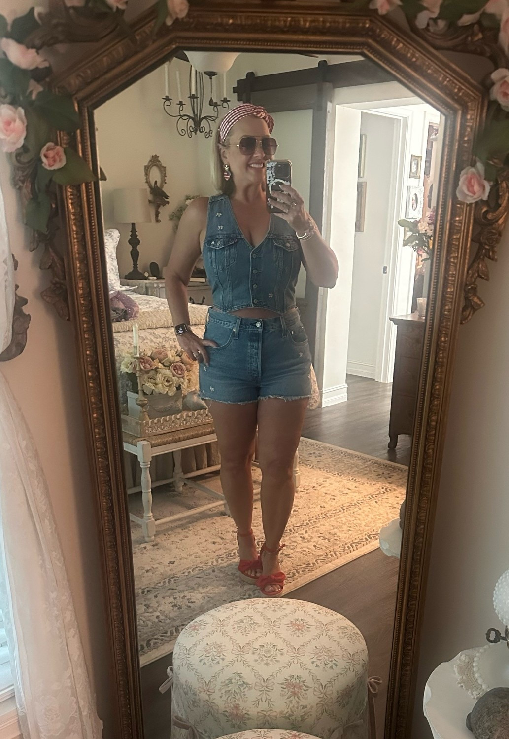 Get ready for America’s 250th celebration with this cute, patriotic outfit!

#LTKgrwm #LTKSeasonal #LTKOver40