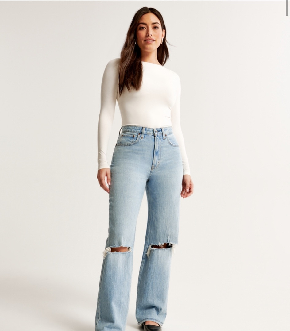 The cutest basics for fall 

#LTKSeasonal #LTKFallSale #LTKStyleTip