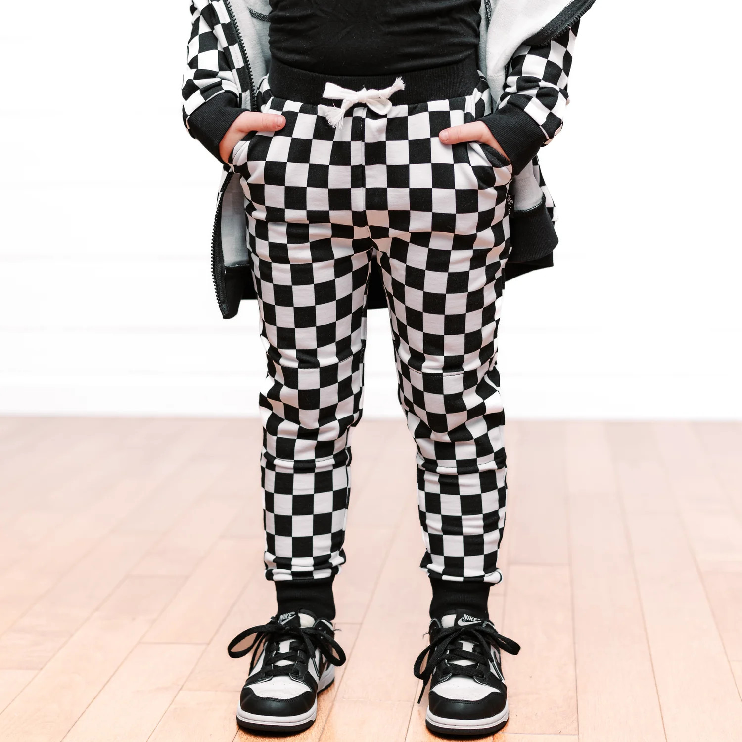 JOGGERS- B+W Check Bamboo French Terry | millie + roo