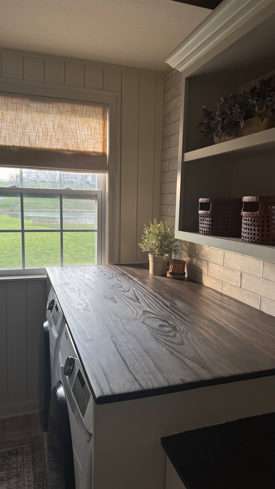 A moment for good lighting (finally!!)

#LTKFindsUnder50 #LTKSaleAlert #LTKHome