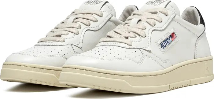 AUTRY Medalist Low Sneaker (Women) | Nordstromrack | Nordstrom Rack