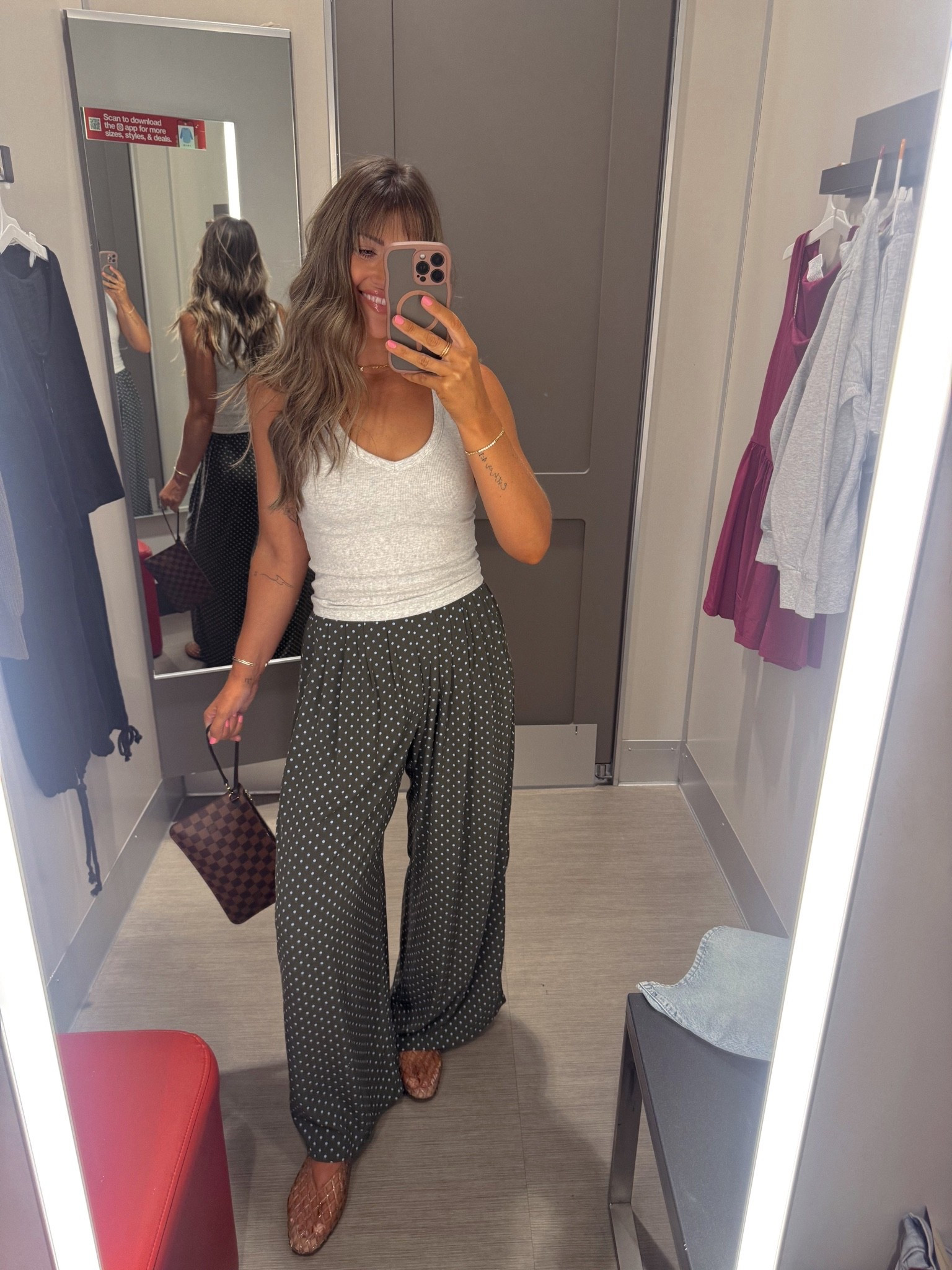 Yesterday’s outfit!!! XS pants. S tank. 

Mom outfit
School drop off outfit