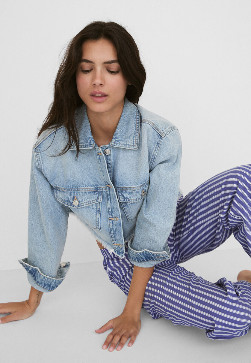 Cropped denim jacket | Stradivarius (UK)